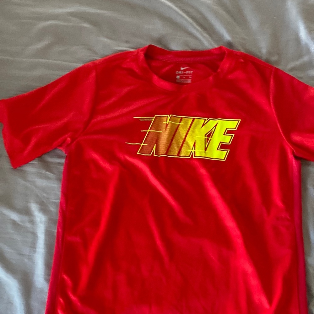 Nike Dri-Fit T-Shirt